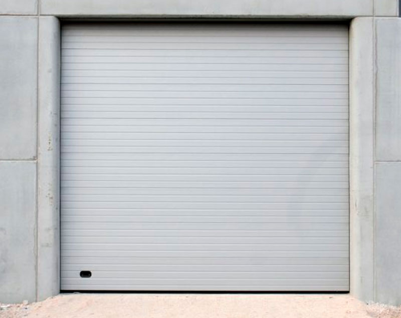 Puertas de acero acanalado