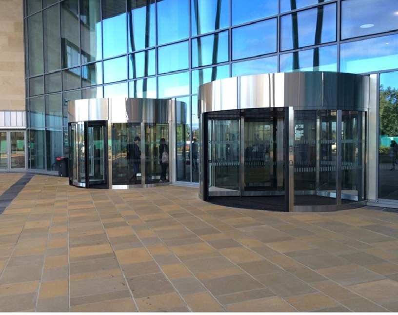 Centros comerciales y hoteles