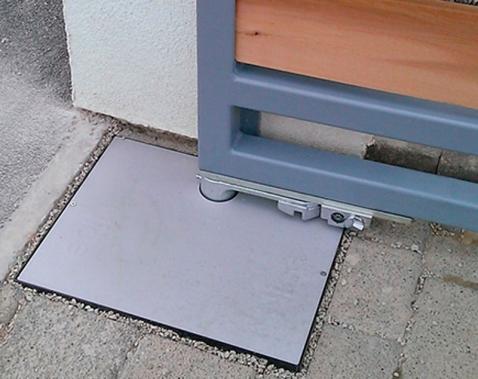 Operadores para puerta abatible